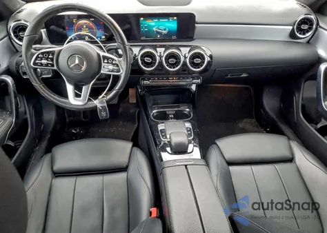 2020 Mercedes-Benz A 220 z USA, uszkodzony, nr VIN W1K3G4EB6LJ203490